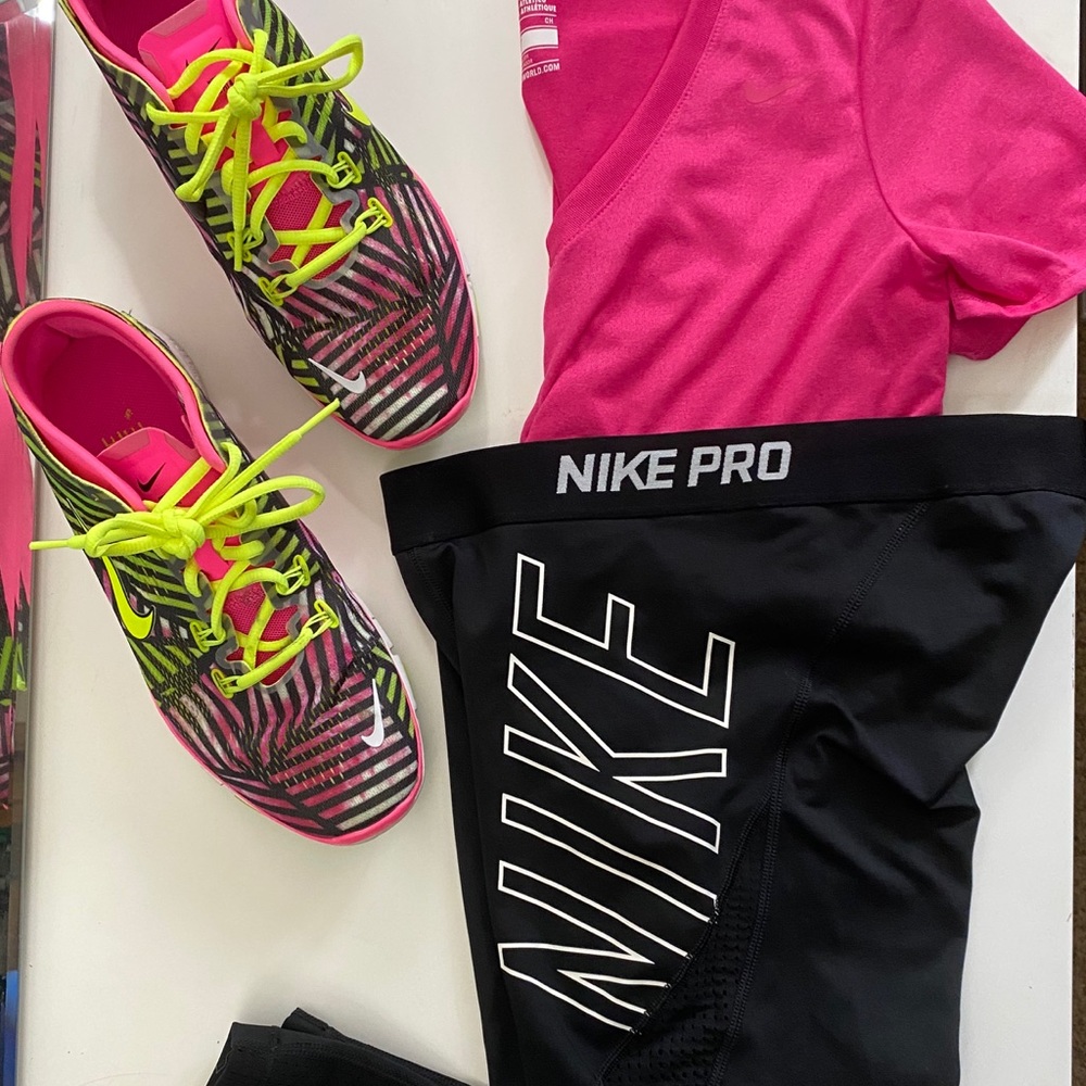 Nike Pro capris